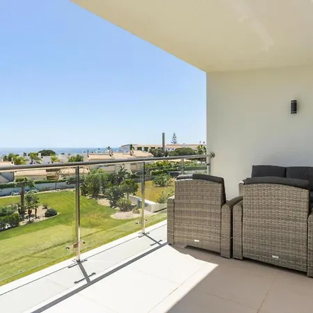 아파트 Snazzy Varandas Do Castelo One Bedroom With Sea View Sleeps 2persons 알부페이라