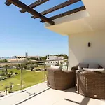 Snazzy Varandas Do Castelo One Bedroom With Sea View Sleeps 2persons Apartamento