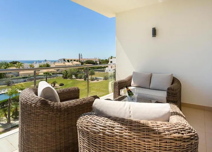 Snazzy Varandas Do Castelo One Bedroom With Sea View Sleeps 2persons Apartman *